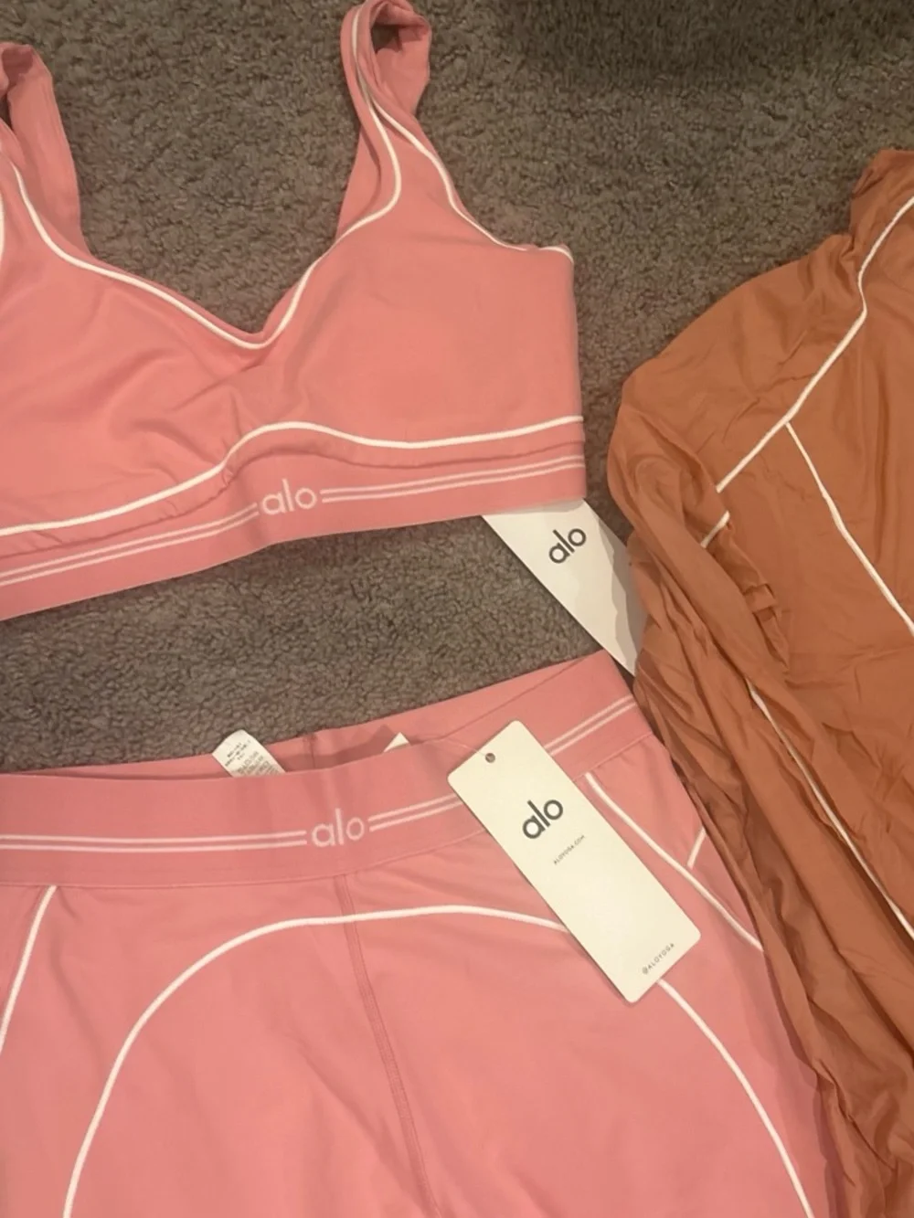 Alo 3 piece outfit